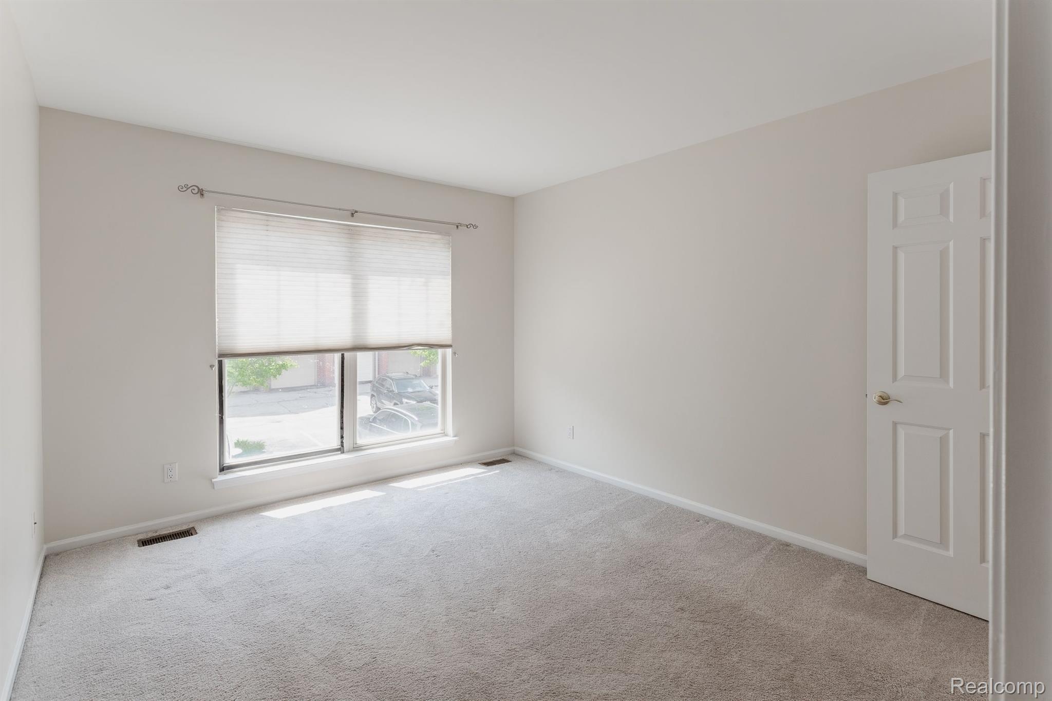 159 ALLENHURST Avenue