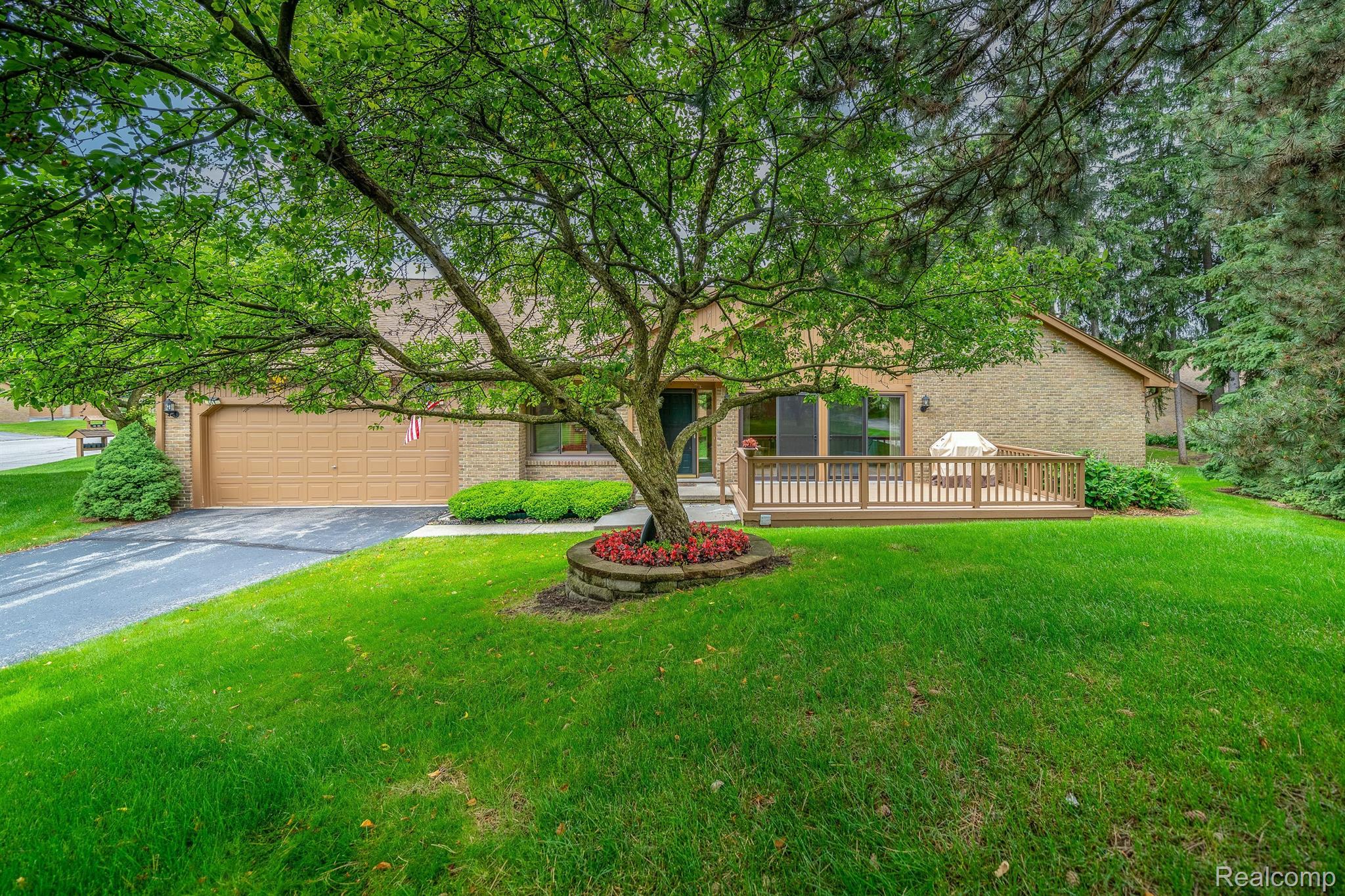 2135 London Bridge Drive