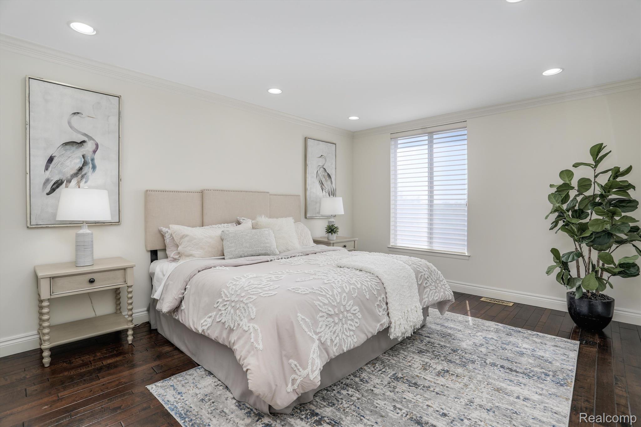 600 W BROWN Street 410