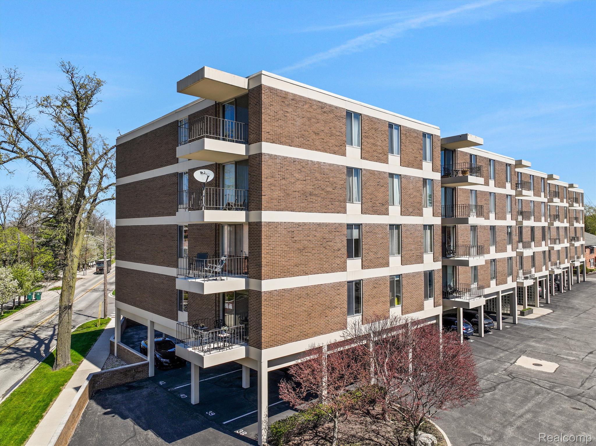 600 W BROWN Street 410