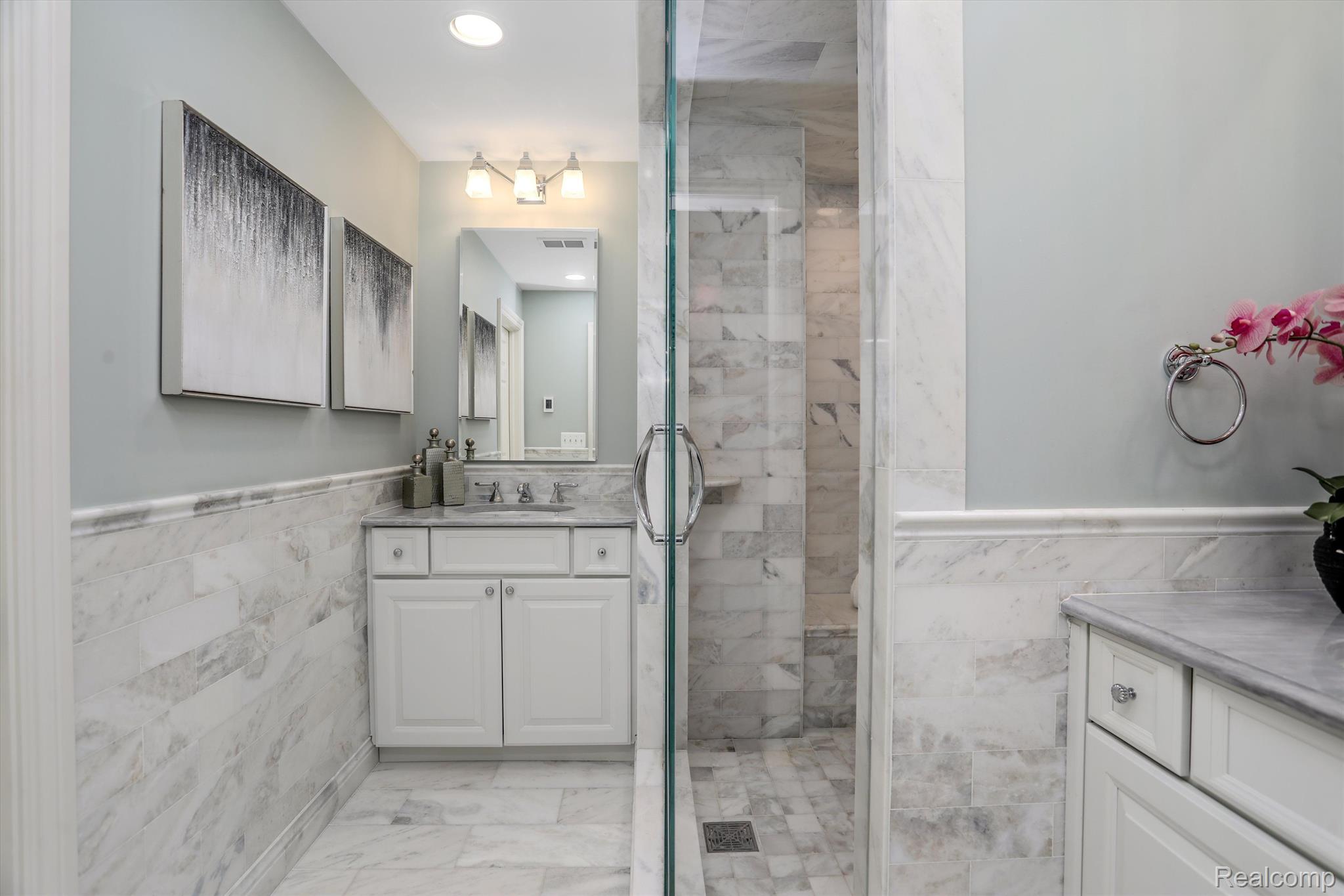 600 W BROWN Street 410