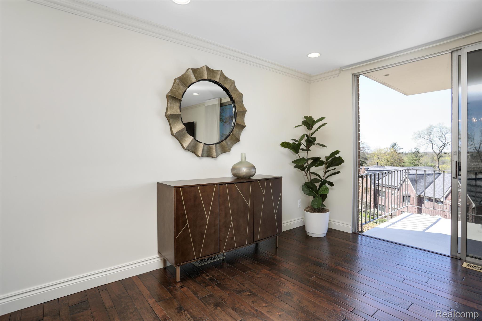 600 W BROWN Street 410