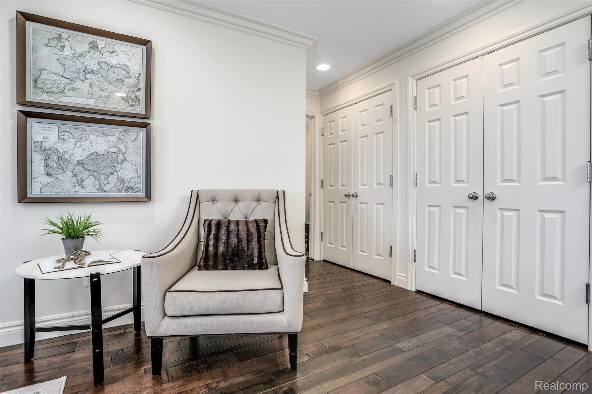 600 W BROWN Street 410