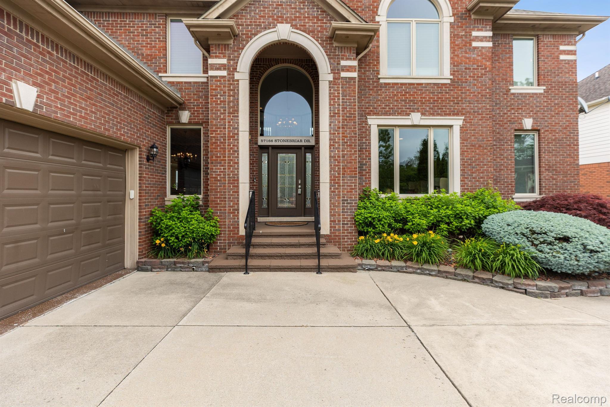 57166 STONEBRIAR Drive