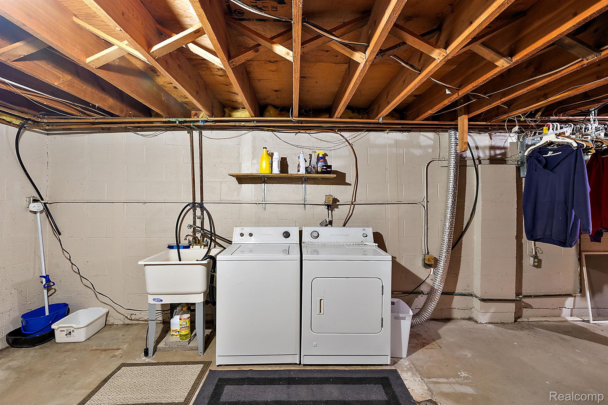 8516 EDGEWOOD PARK Drive