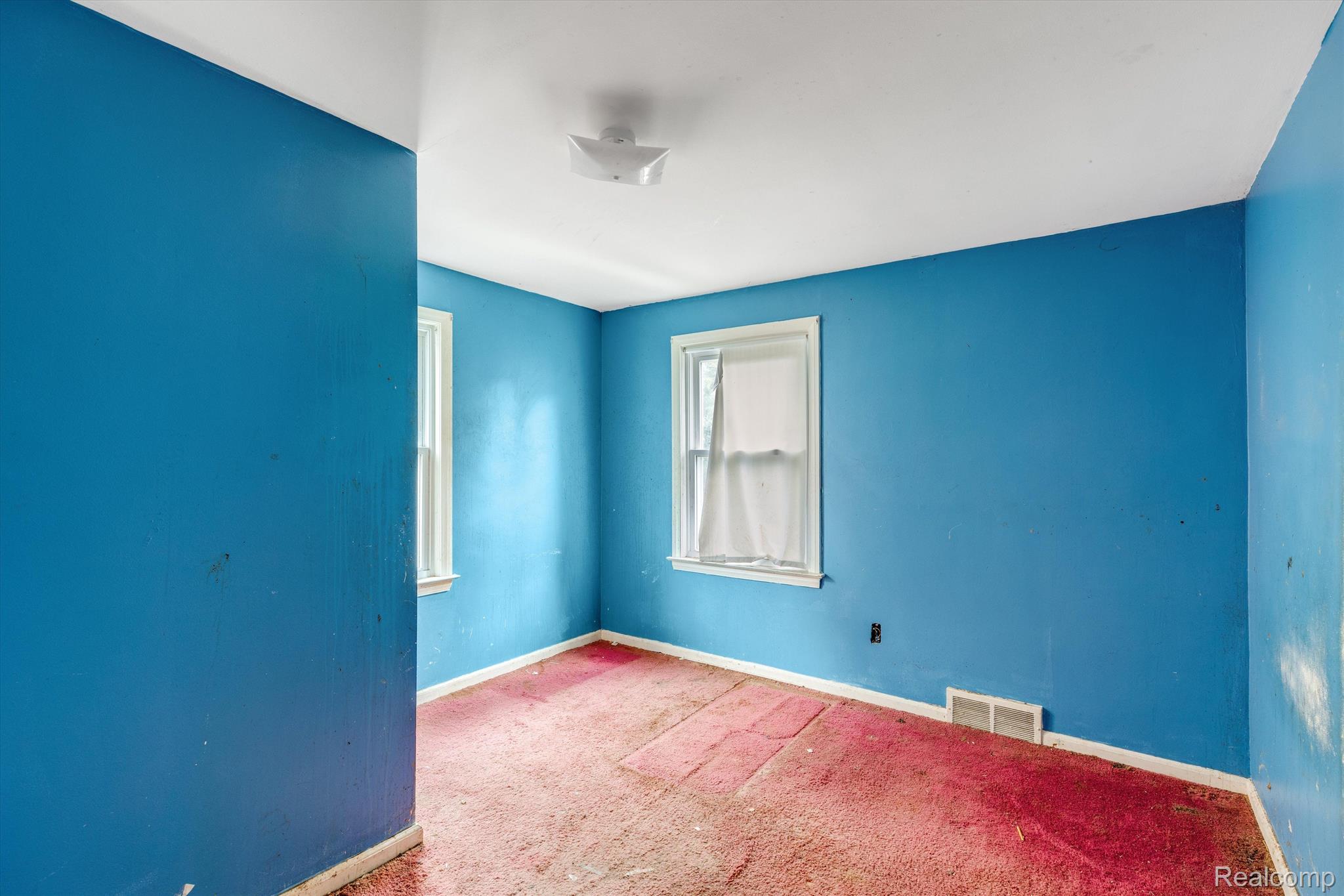 14111 GREENVIEW Road