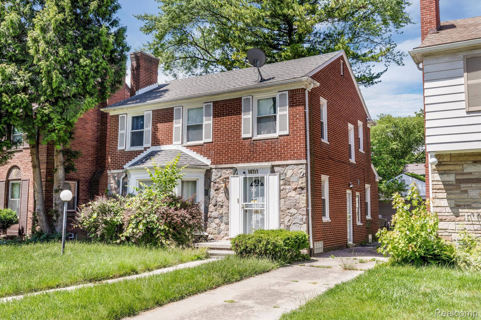 14111 GREENVIEW Road