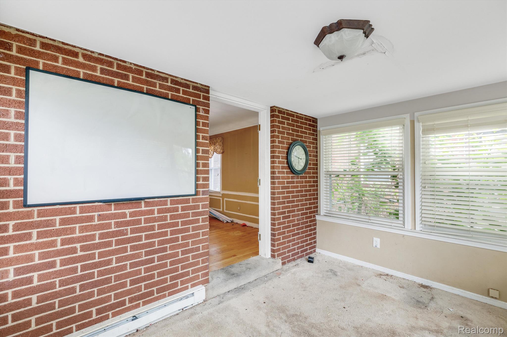 14111 GREENVIEW Road