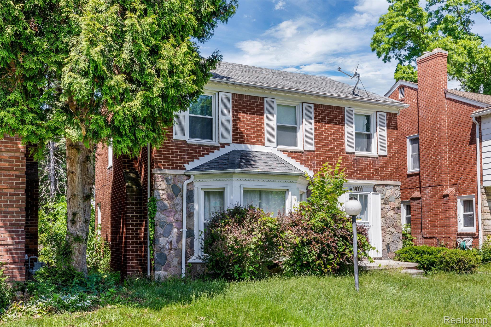 14111 GREENVIEW Road