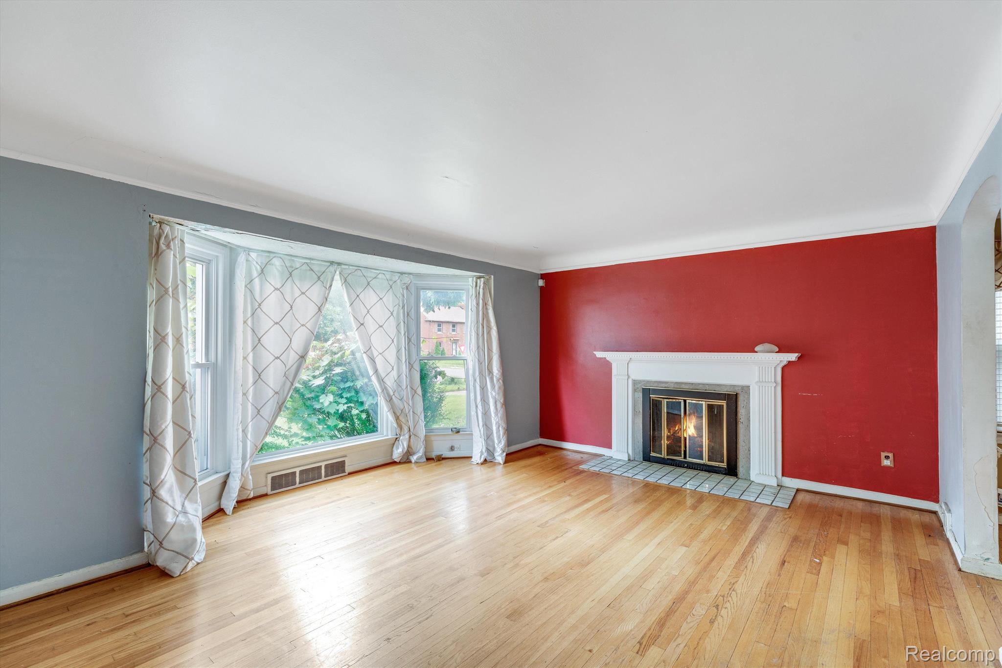 14111 GREENVIEW Road