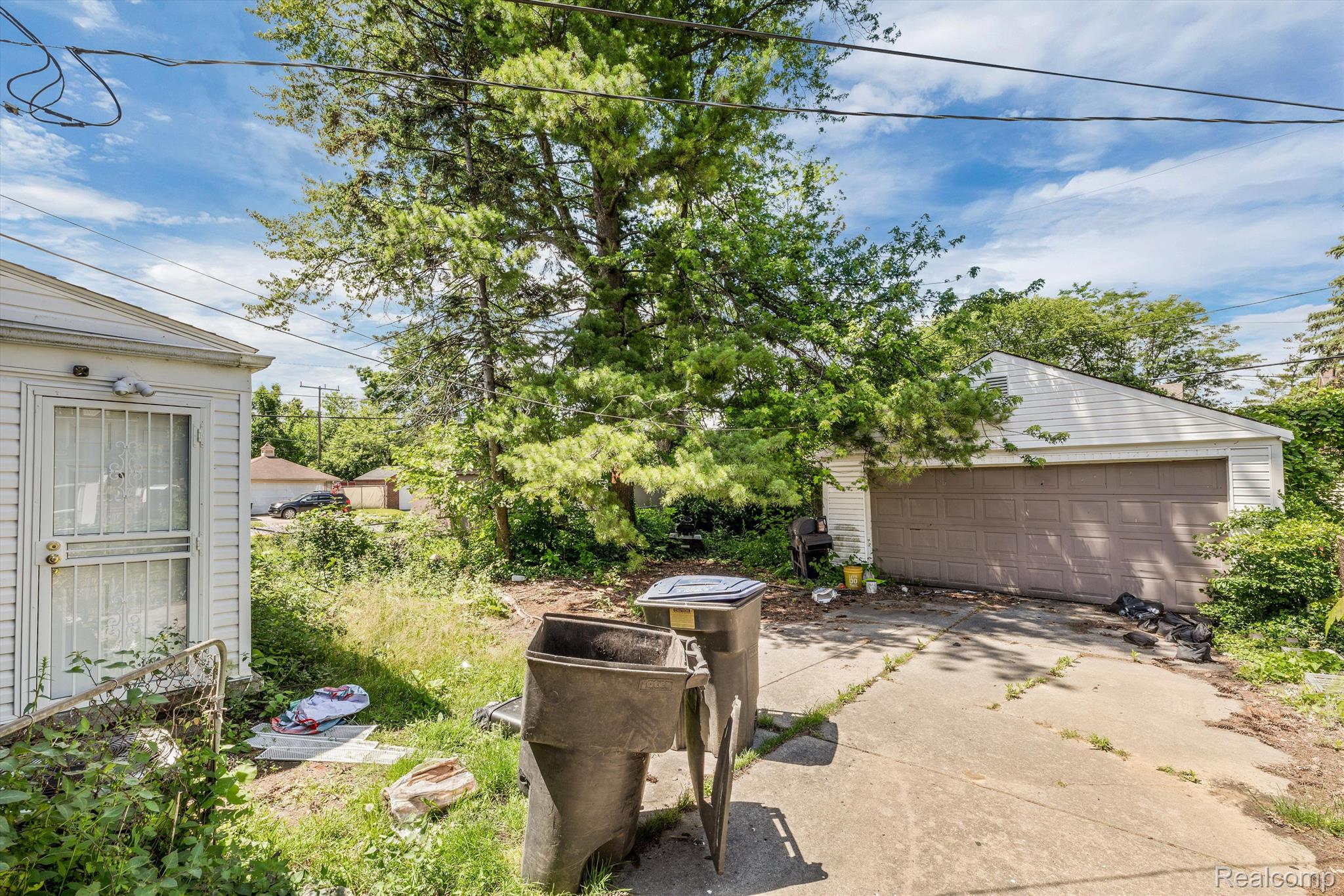 14111 GREENVIEW Road