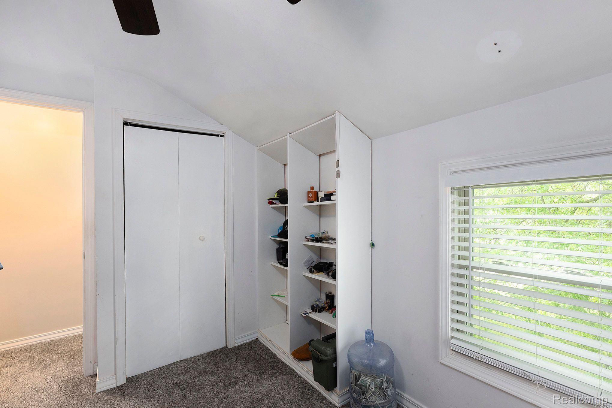 5451 Meadow View Street