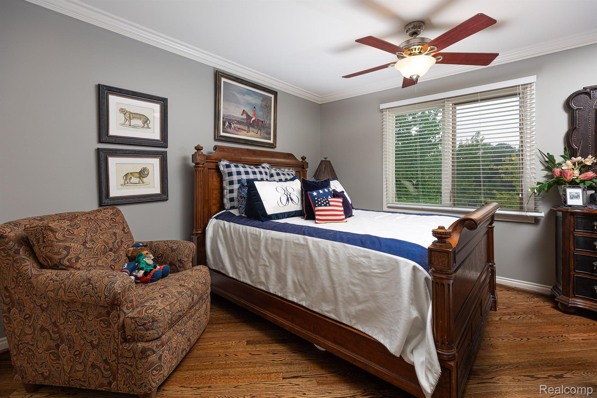 1152 AUTUMNVIEW Drive