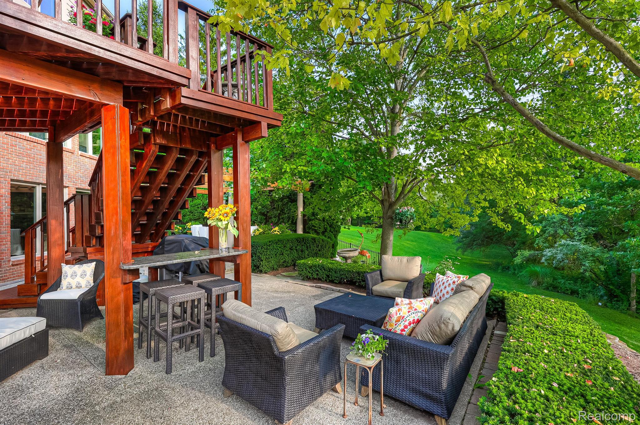 1152 AUTUMNVIEW Drive