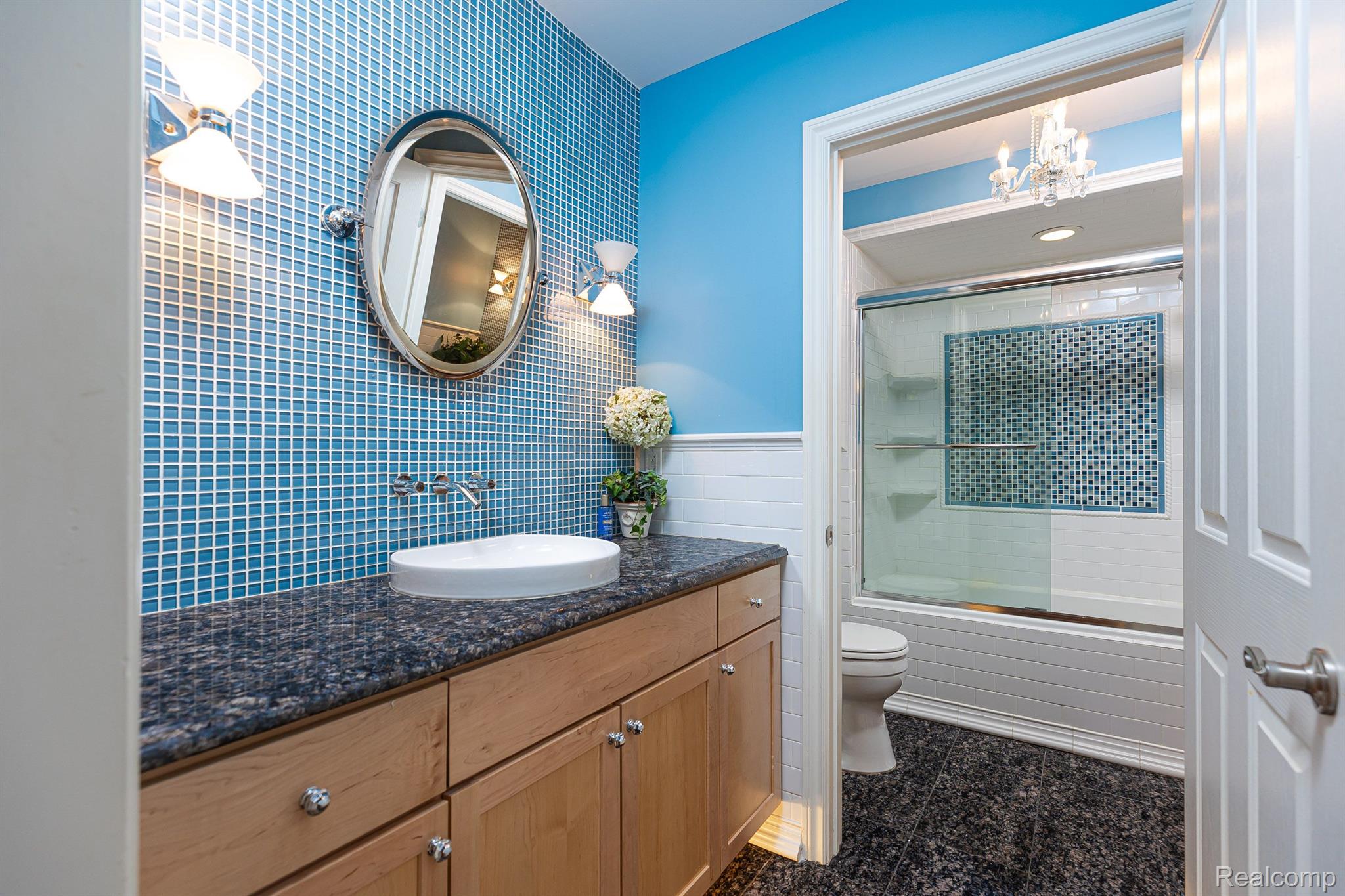 1152 AUTUMNVIEW Drive