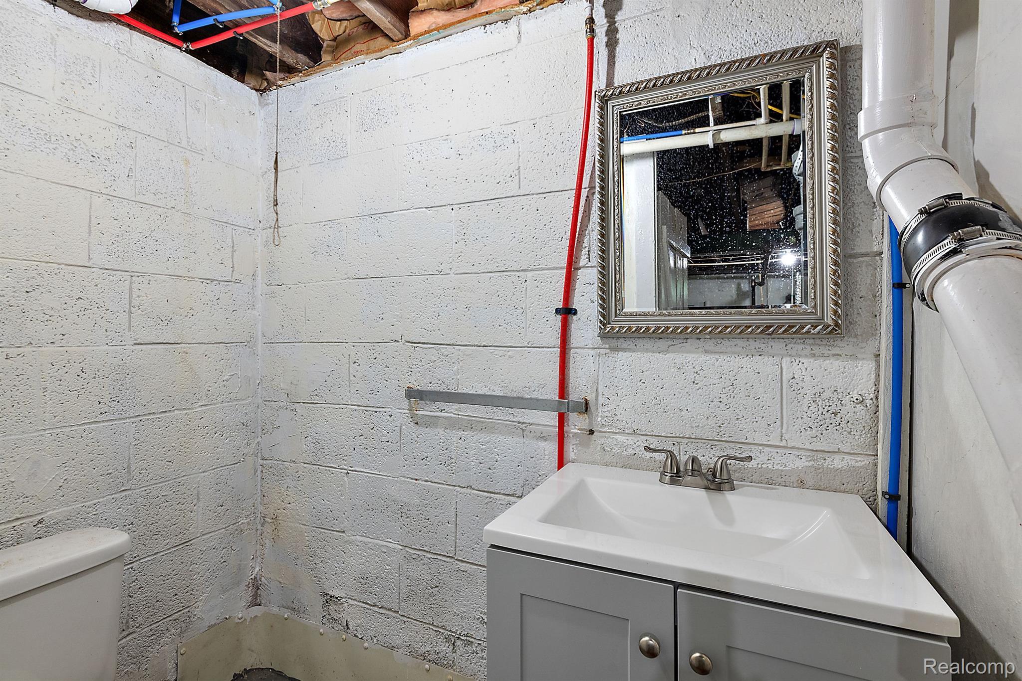 15975 W 13 Mile Road