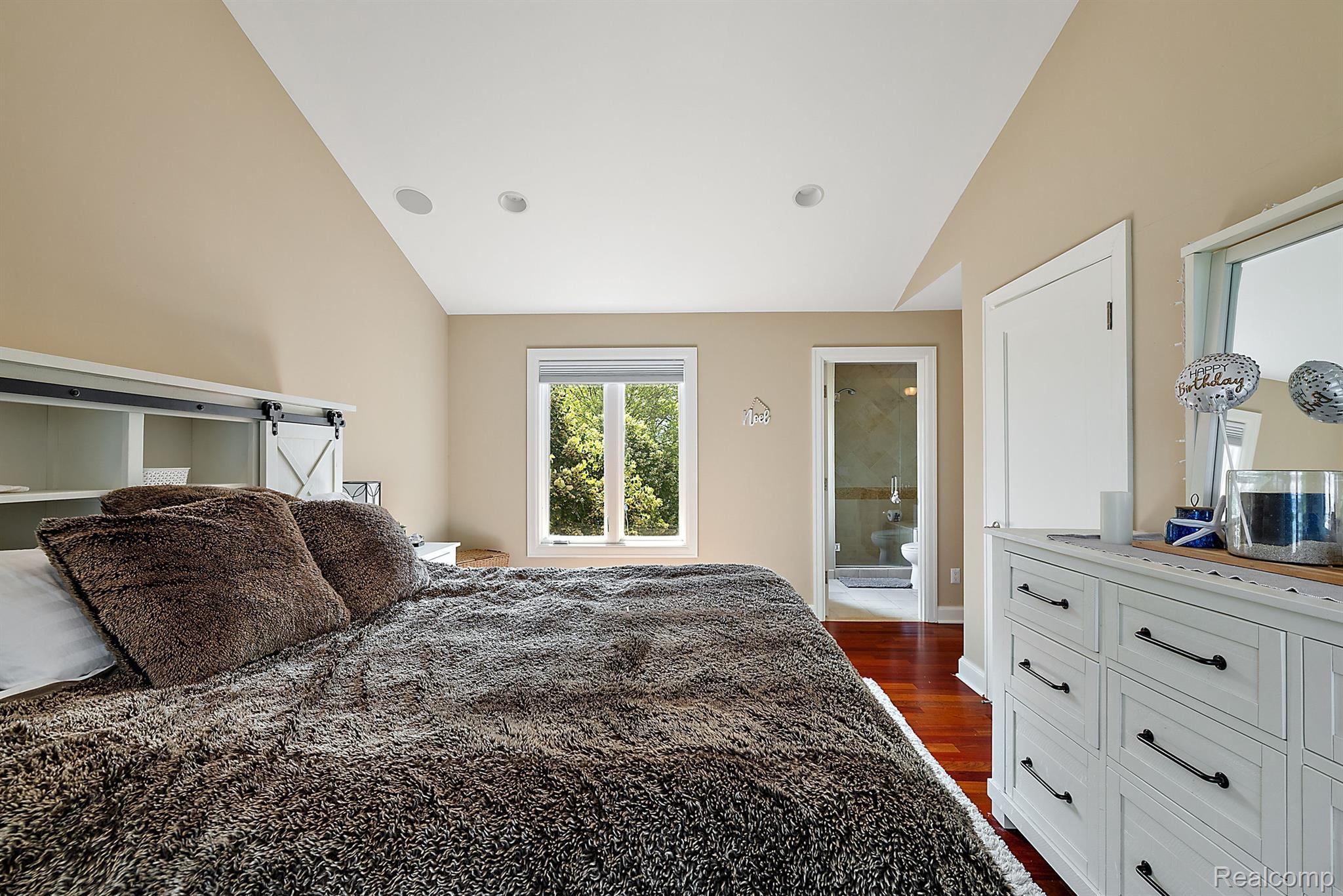 3625 WARDS POINT Drive