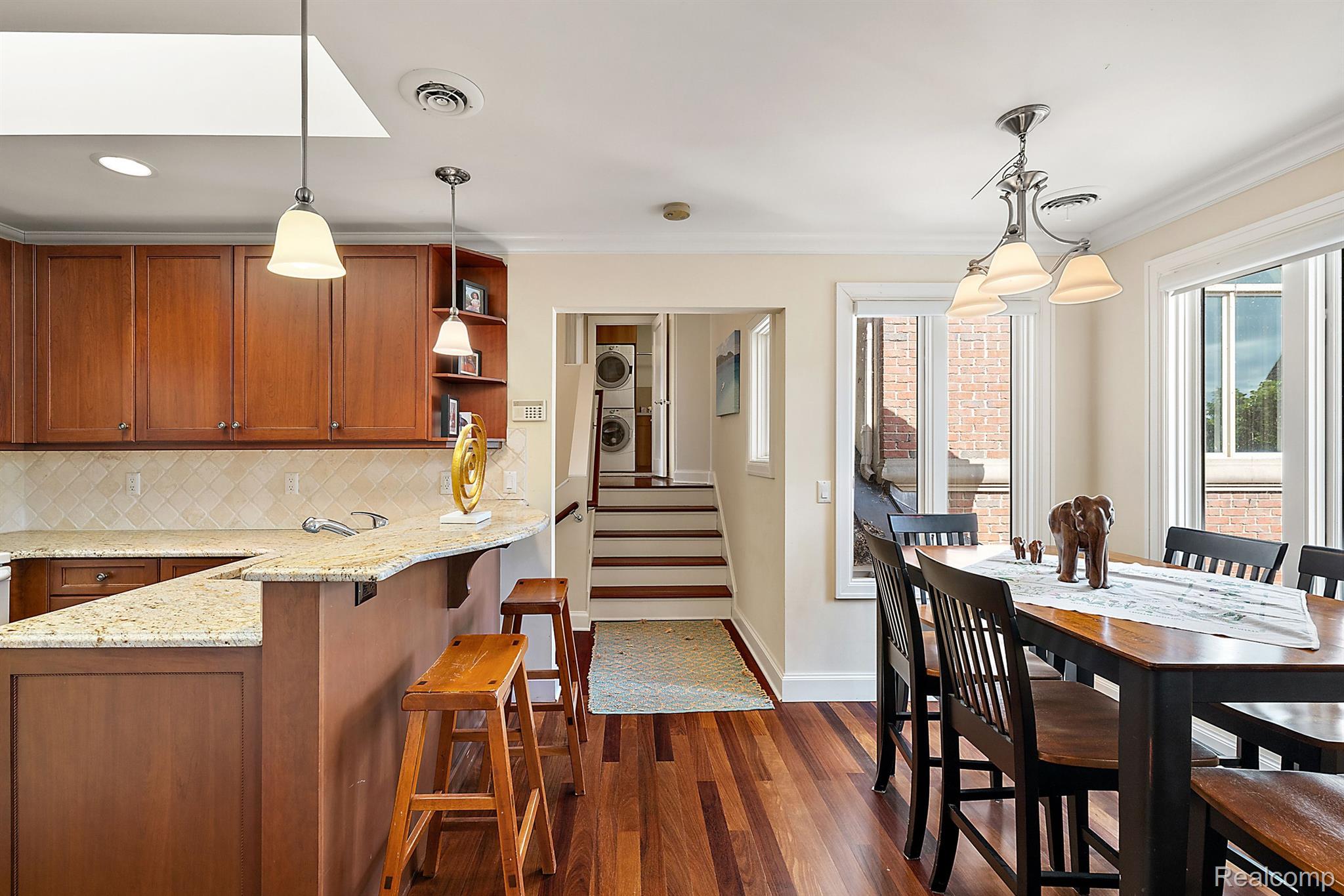 3625 WARDS POINT Drive