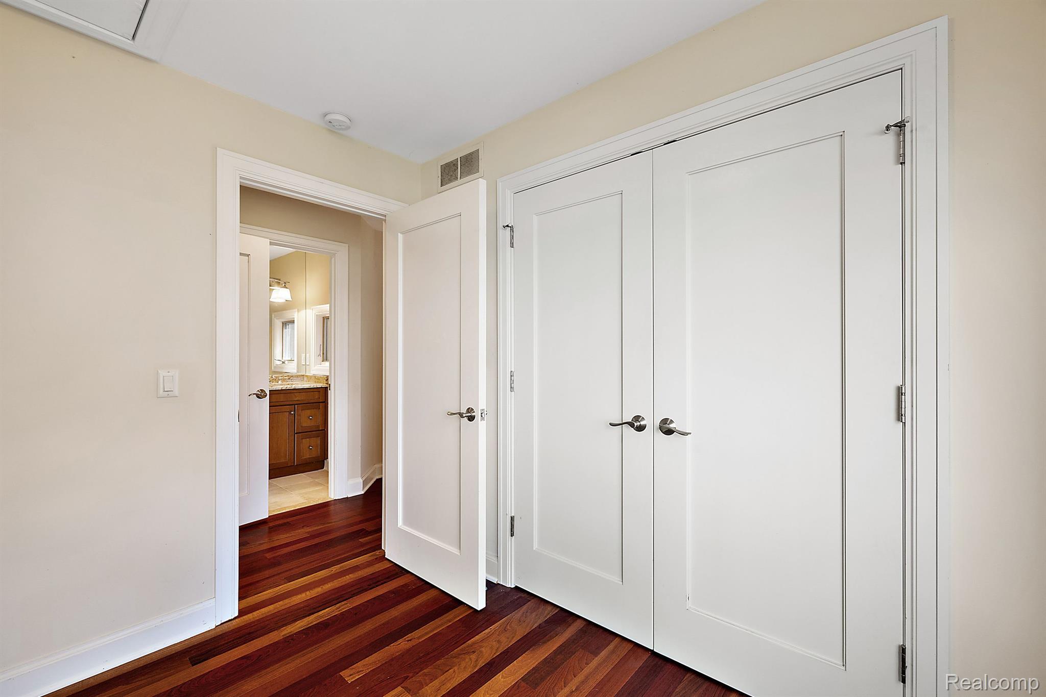 3625 WARDS POINT Drive