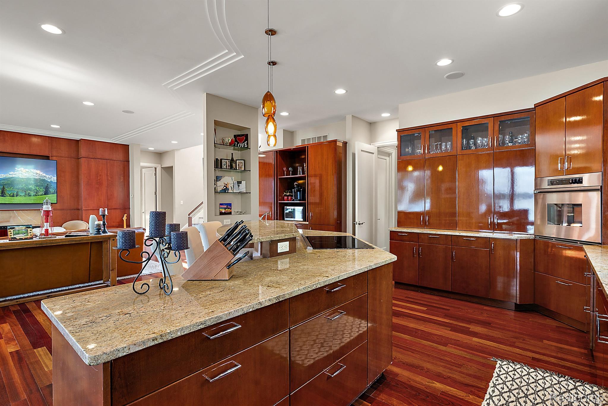 3625 WARDS POINT Drive