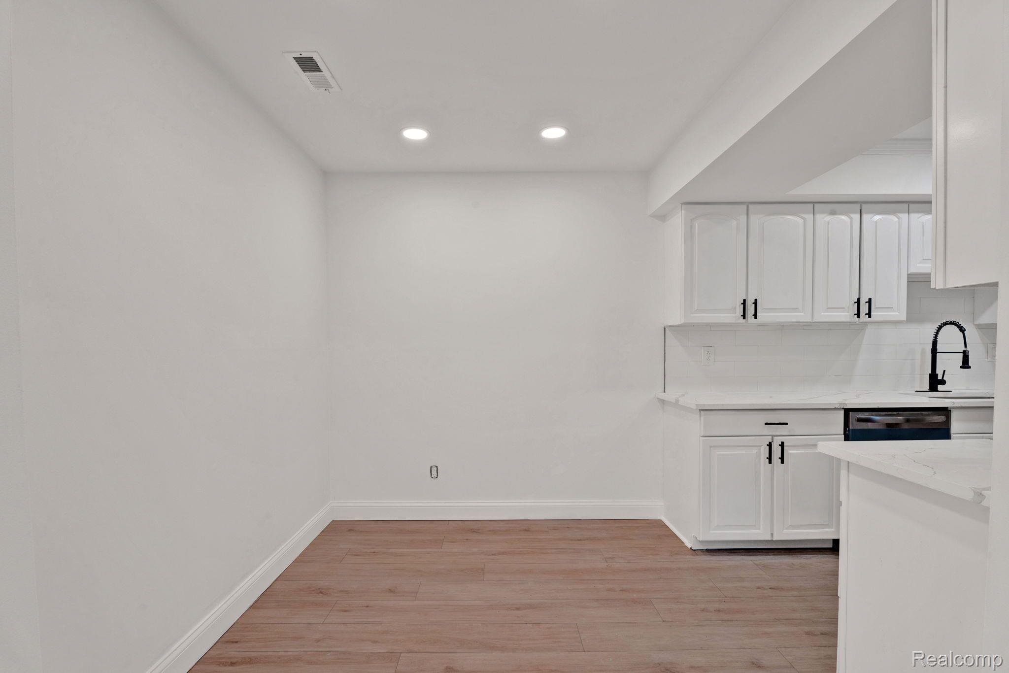 4411 LAUREL CLUB Circle 4