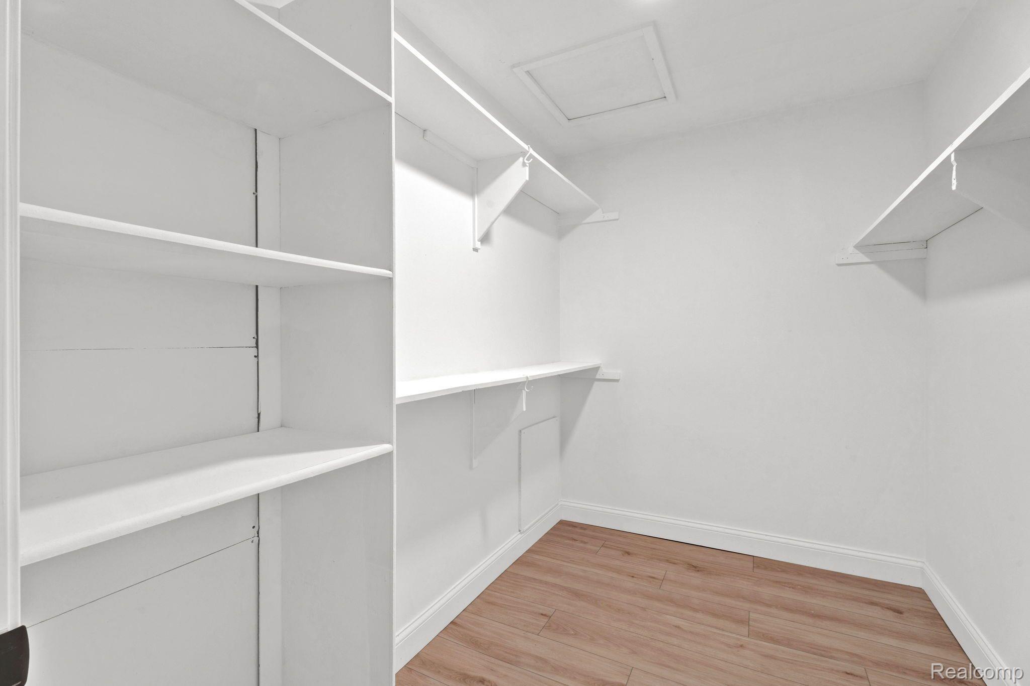 4411 LAUREL CLUB Circle 4