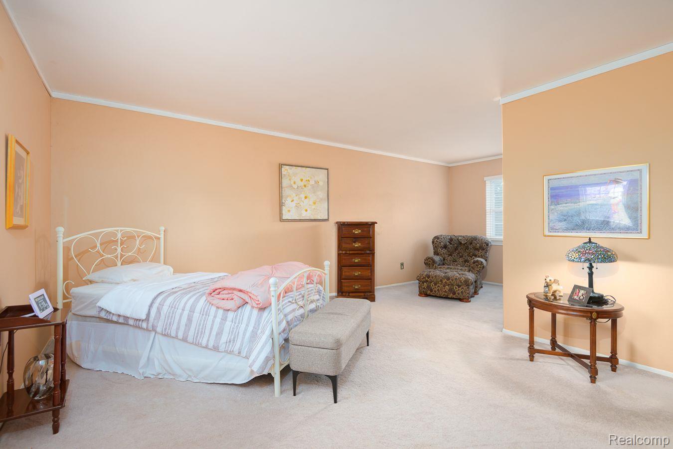 21055 W GLEN HAVEN Circle