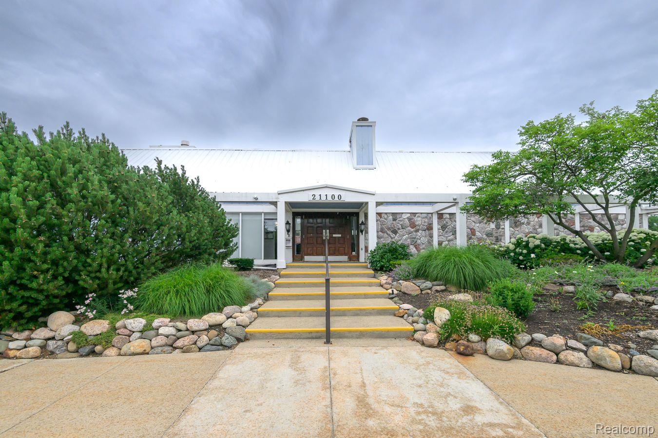 21055 W GLEN HAVEN Circle