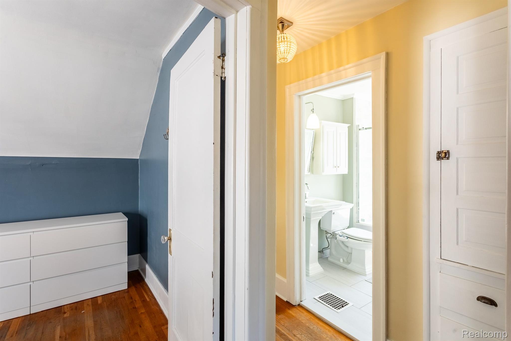 365 W SARATOGA Street