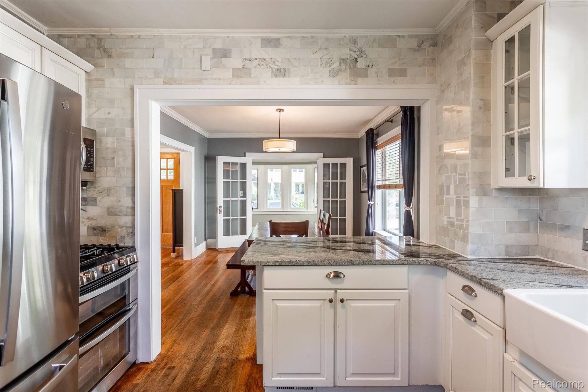 365 W SARATOGA Street