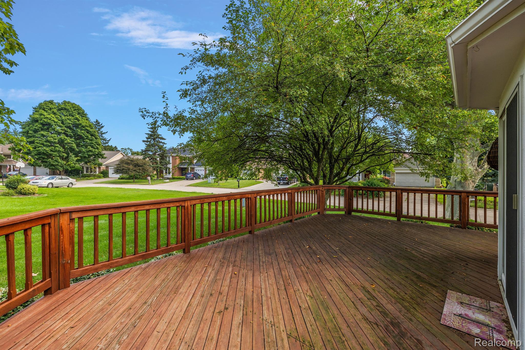 110 SANDALWOOD Drive