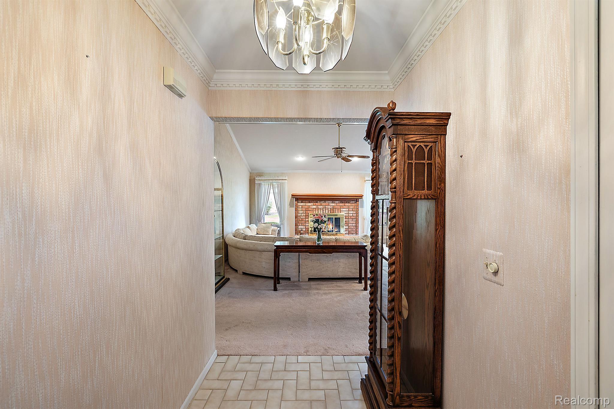 110 SANDALWOOD Drive