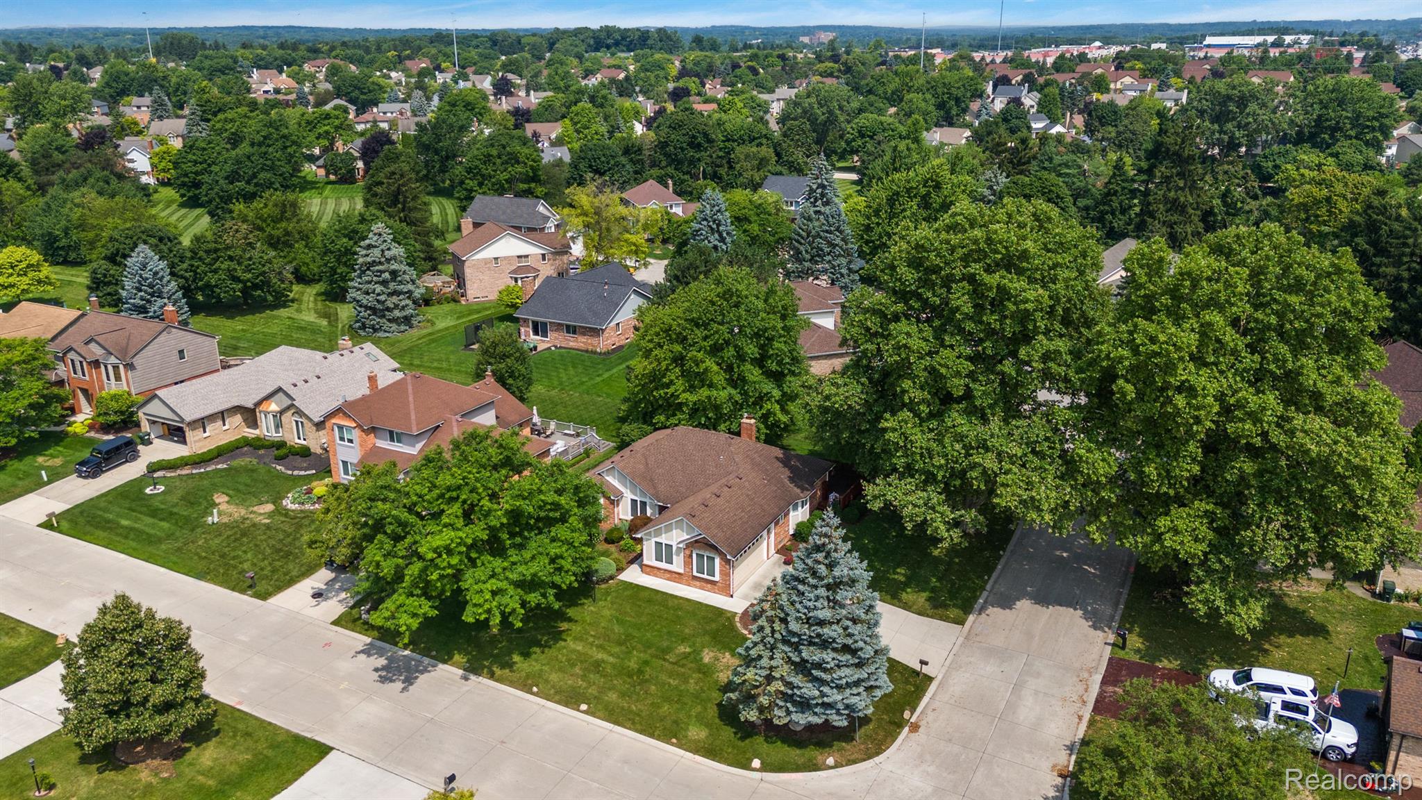 110 SANDALWOOD Drive