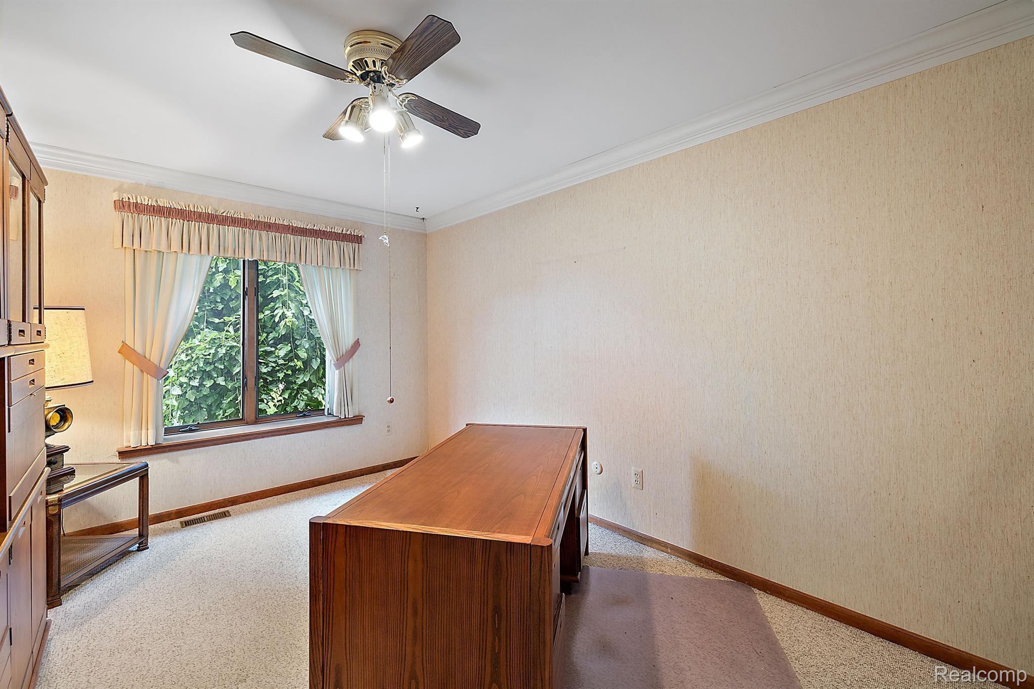 110 SANDALWOOD Drive