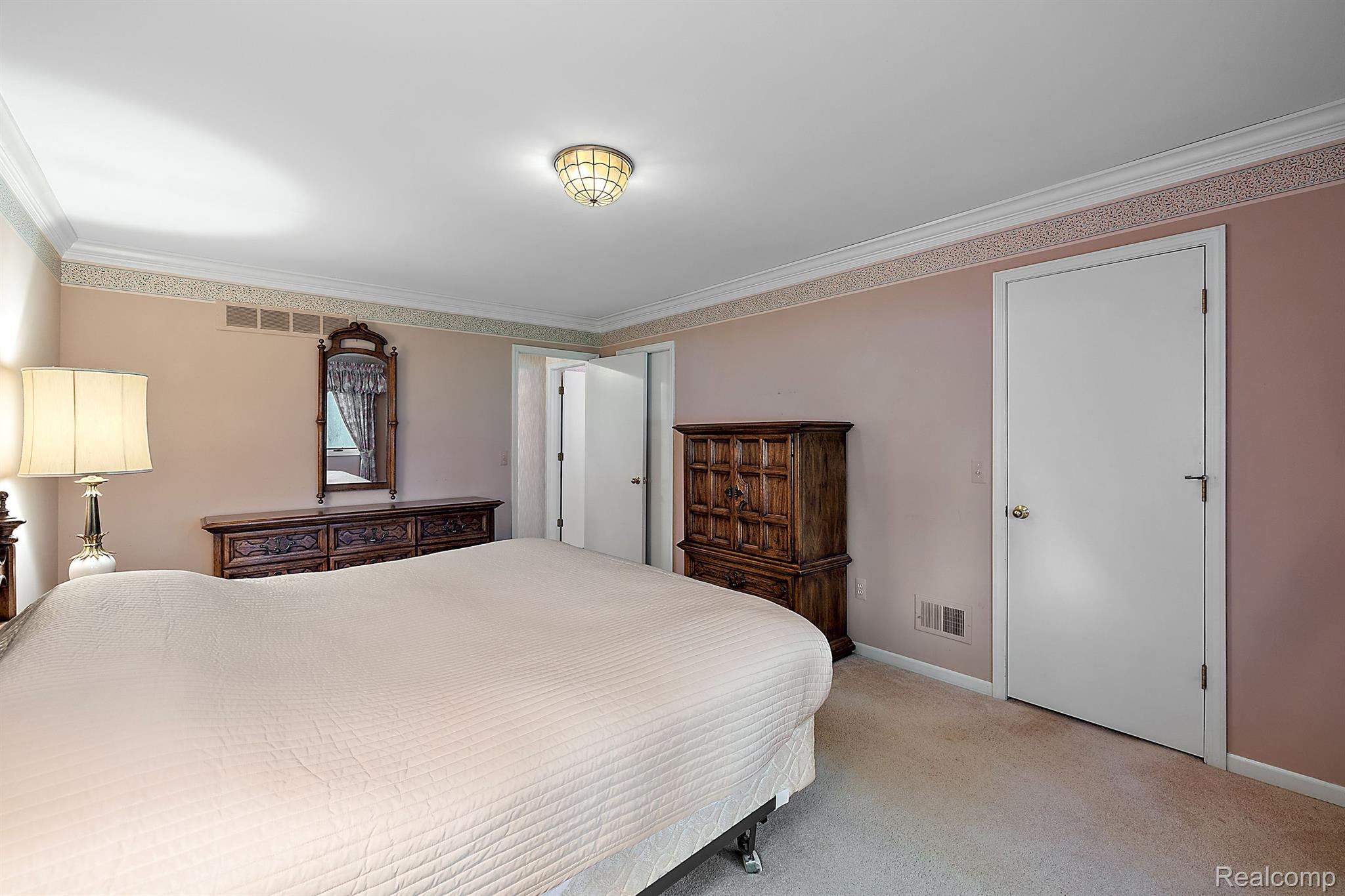 110 SANDALWOOD Drive