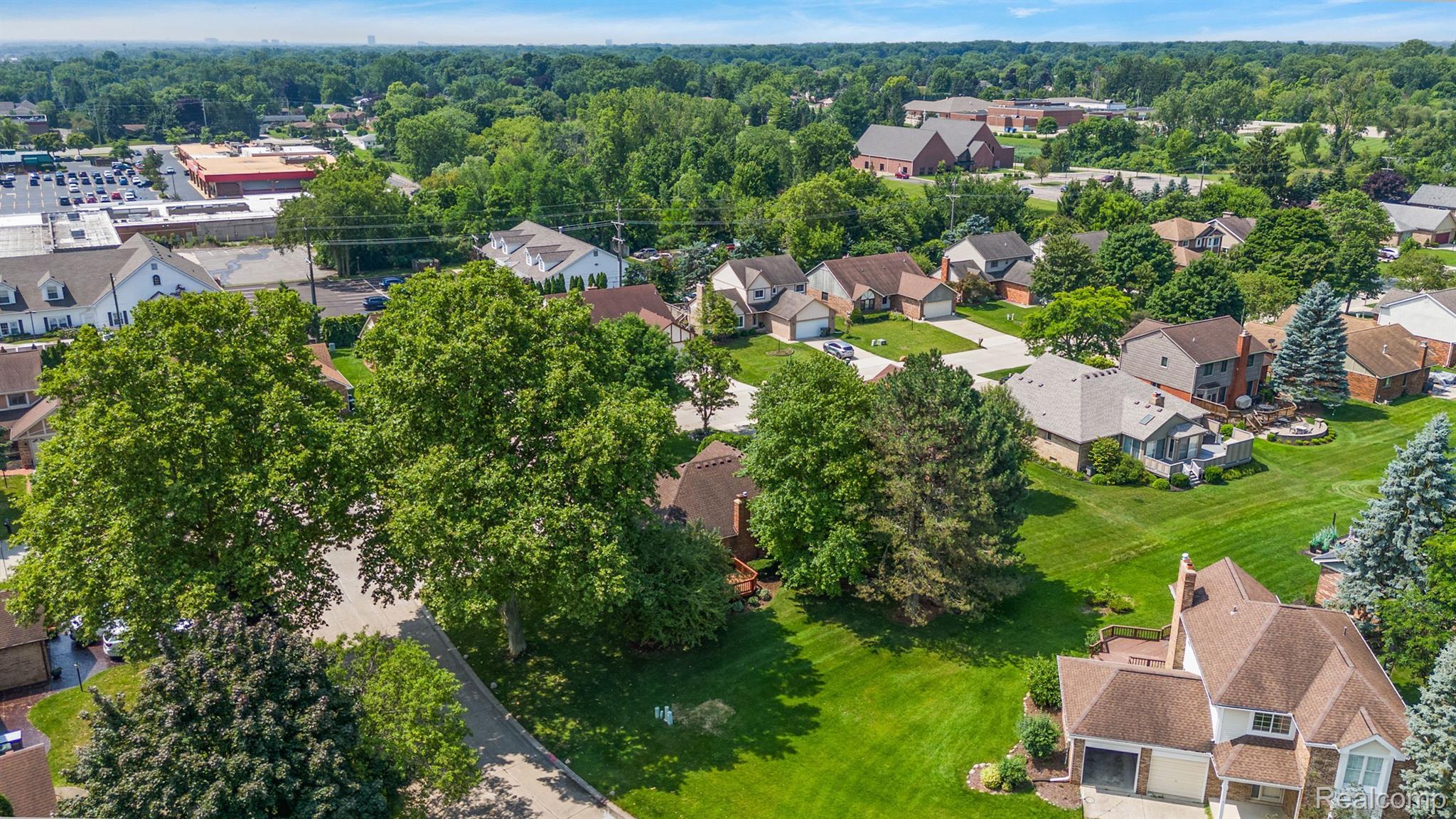 110 SANDALWOOD Drive