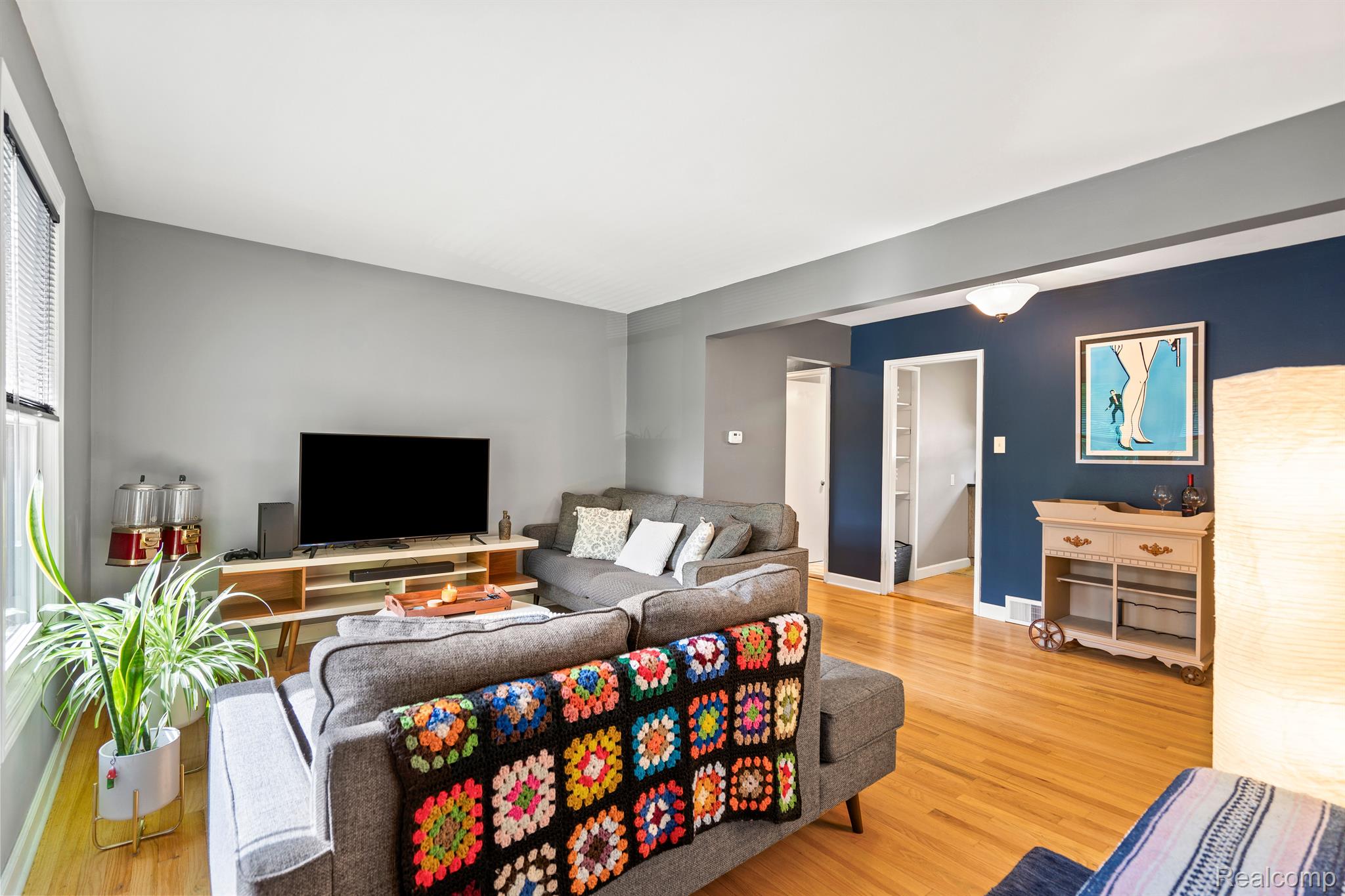 1203 CATALPA Drive 3