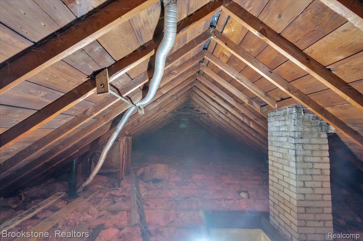 1113 LA SALLE Avenue