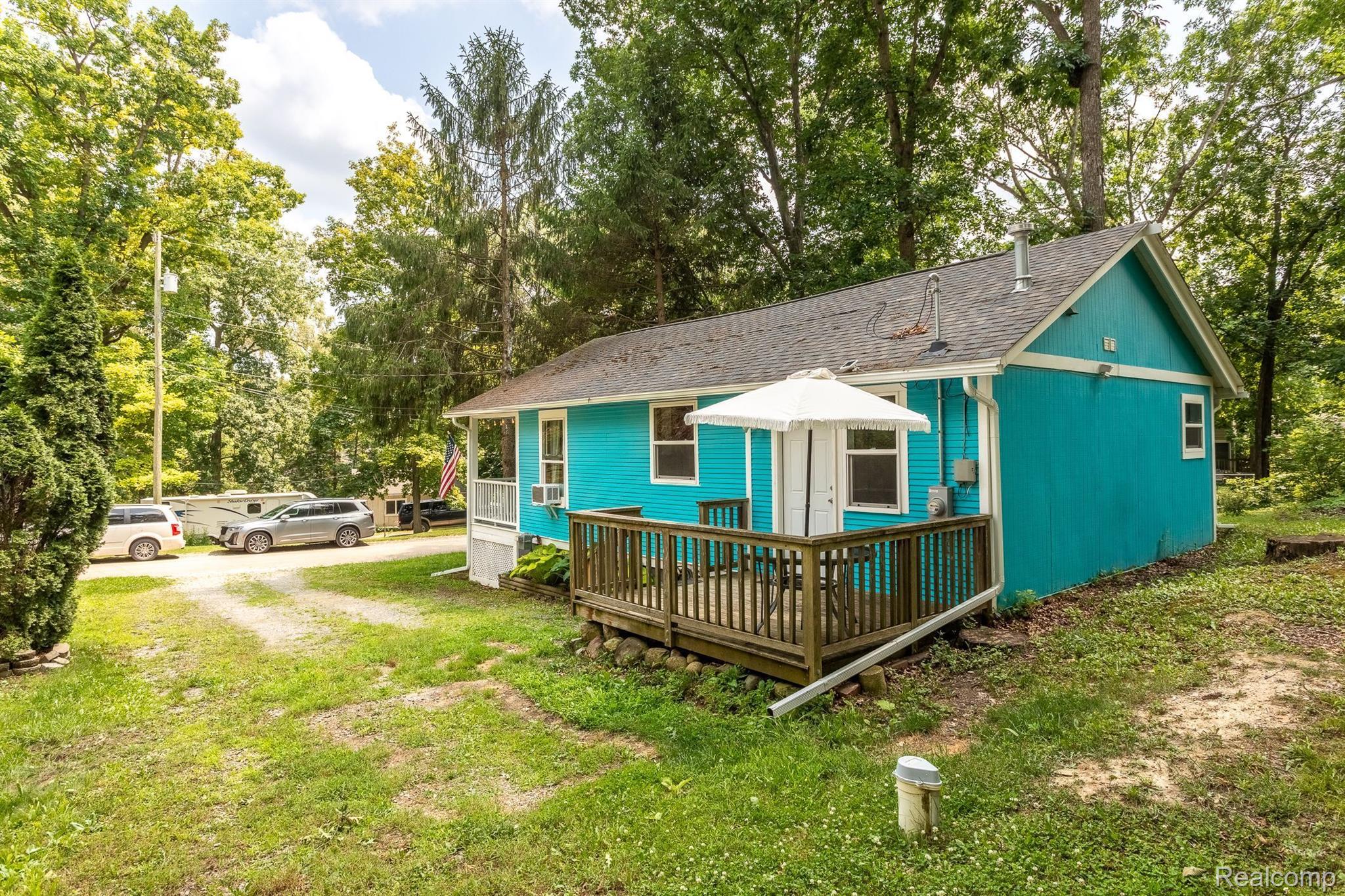 725 Camilla Boulevard