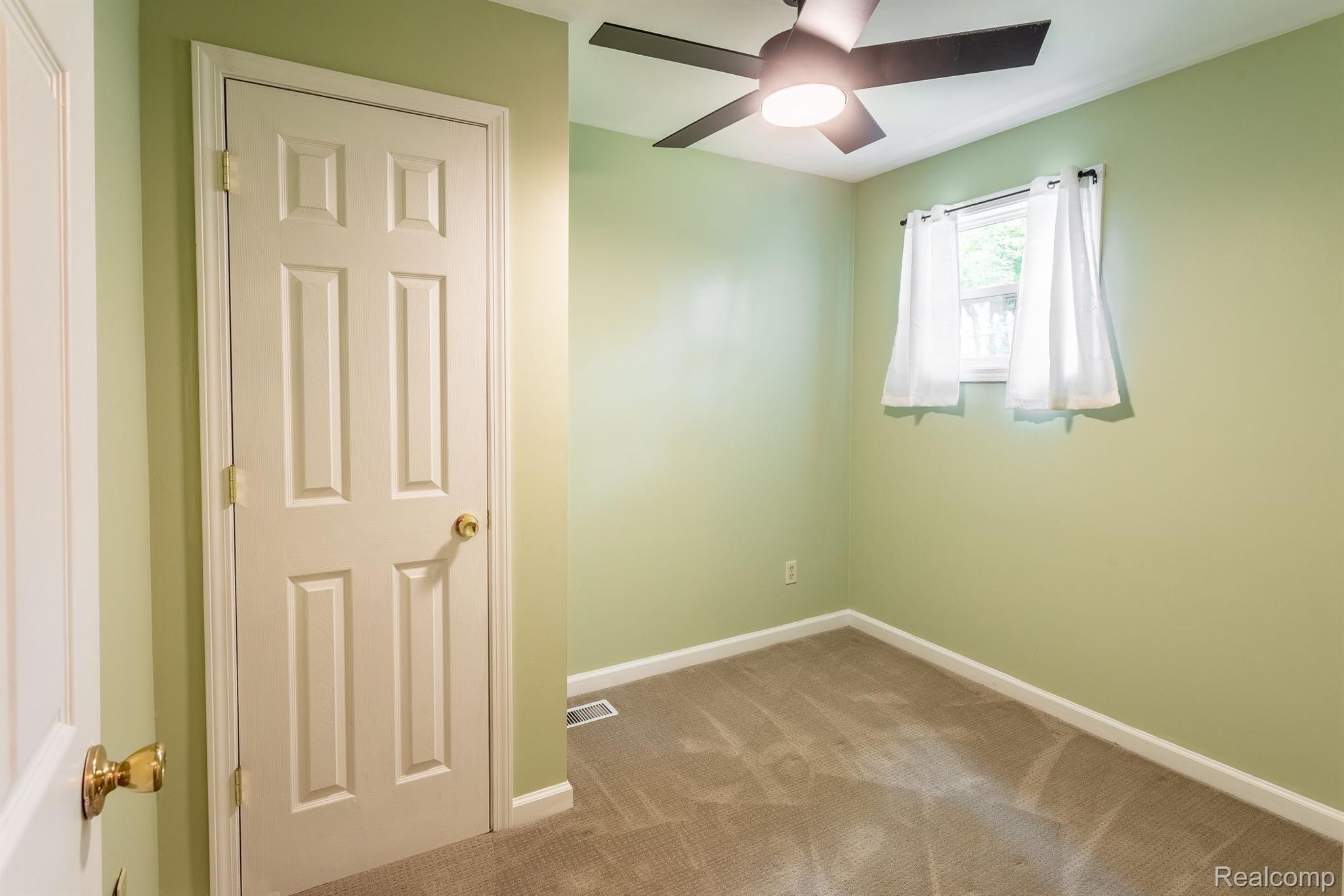 725 Camilla Boulevard