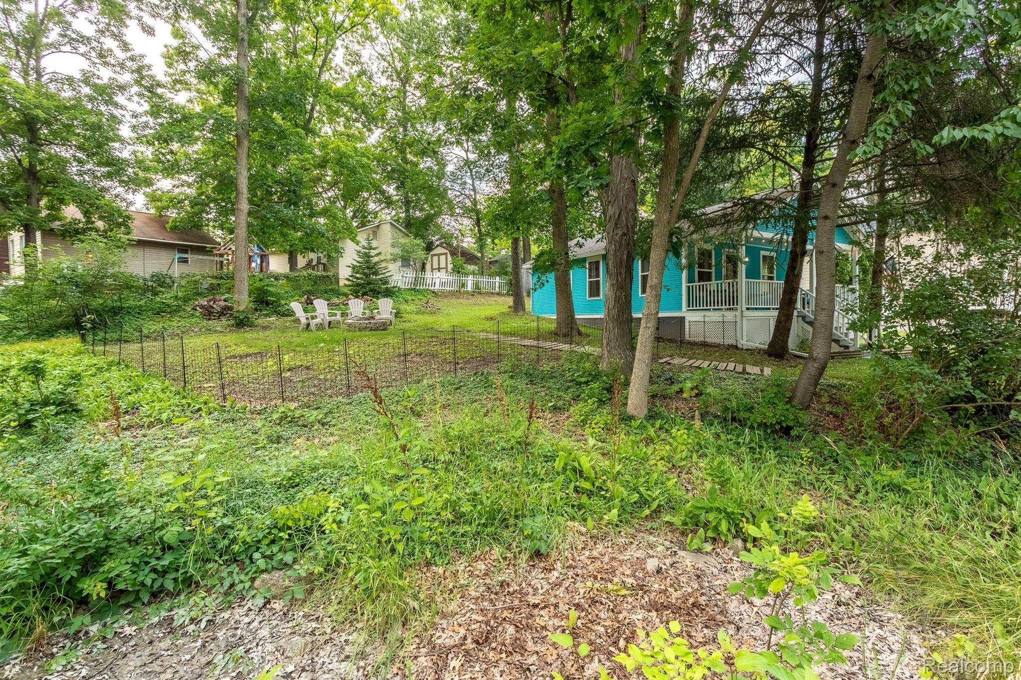 725 Camilla Boulevard