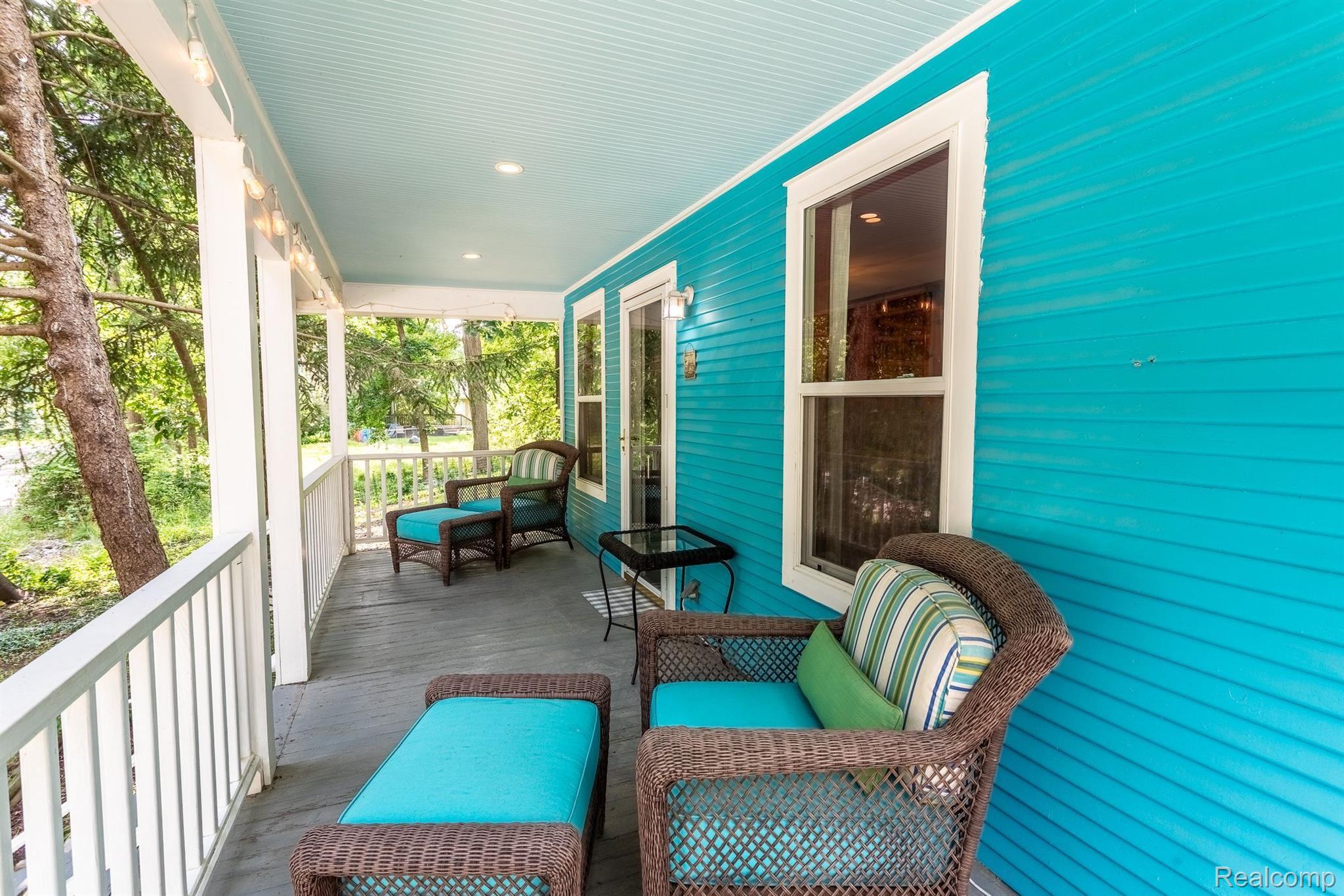 725 Camilla Boulevard