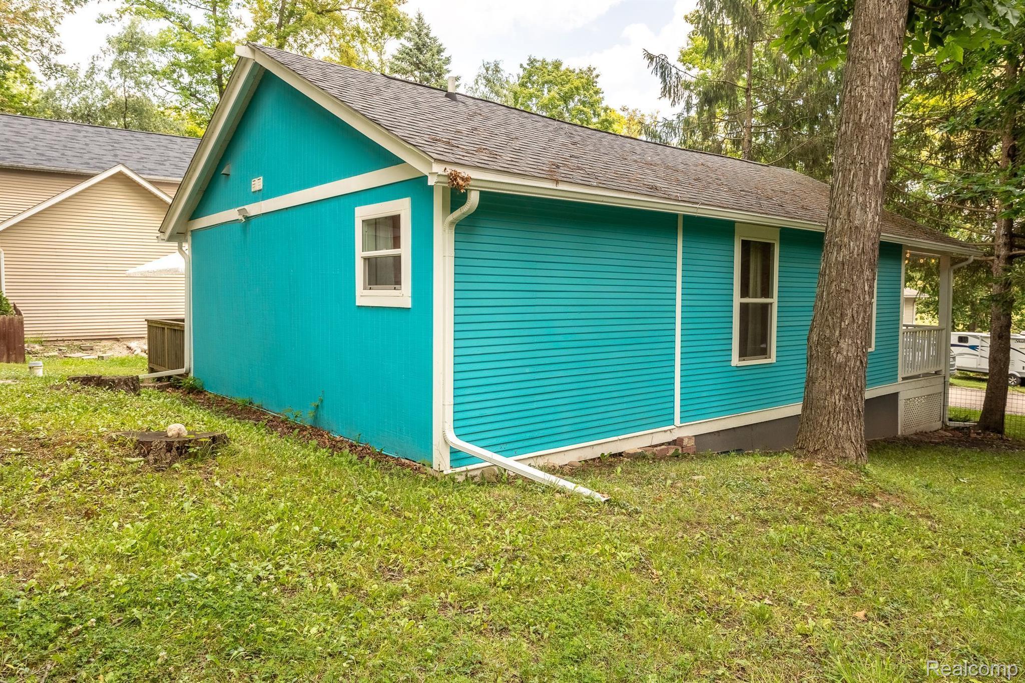 725 Camilla Boulevard