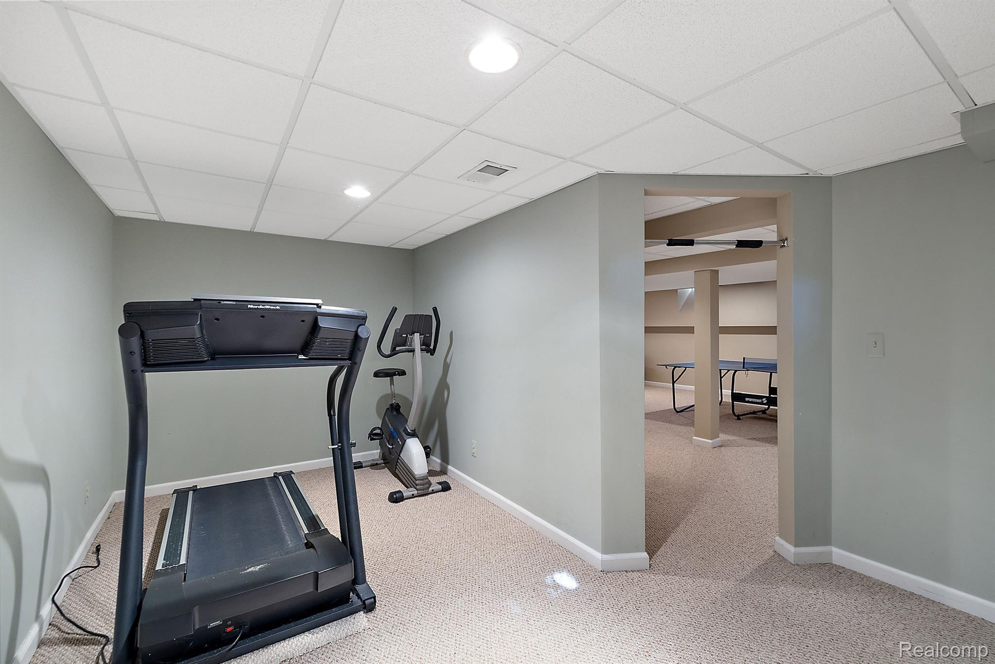 8282 WOODSPUR Drive