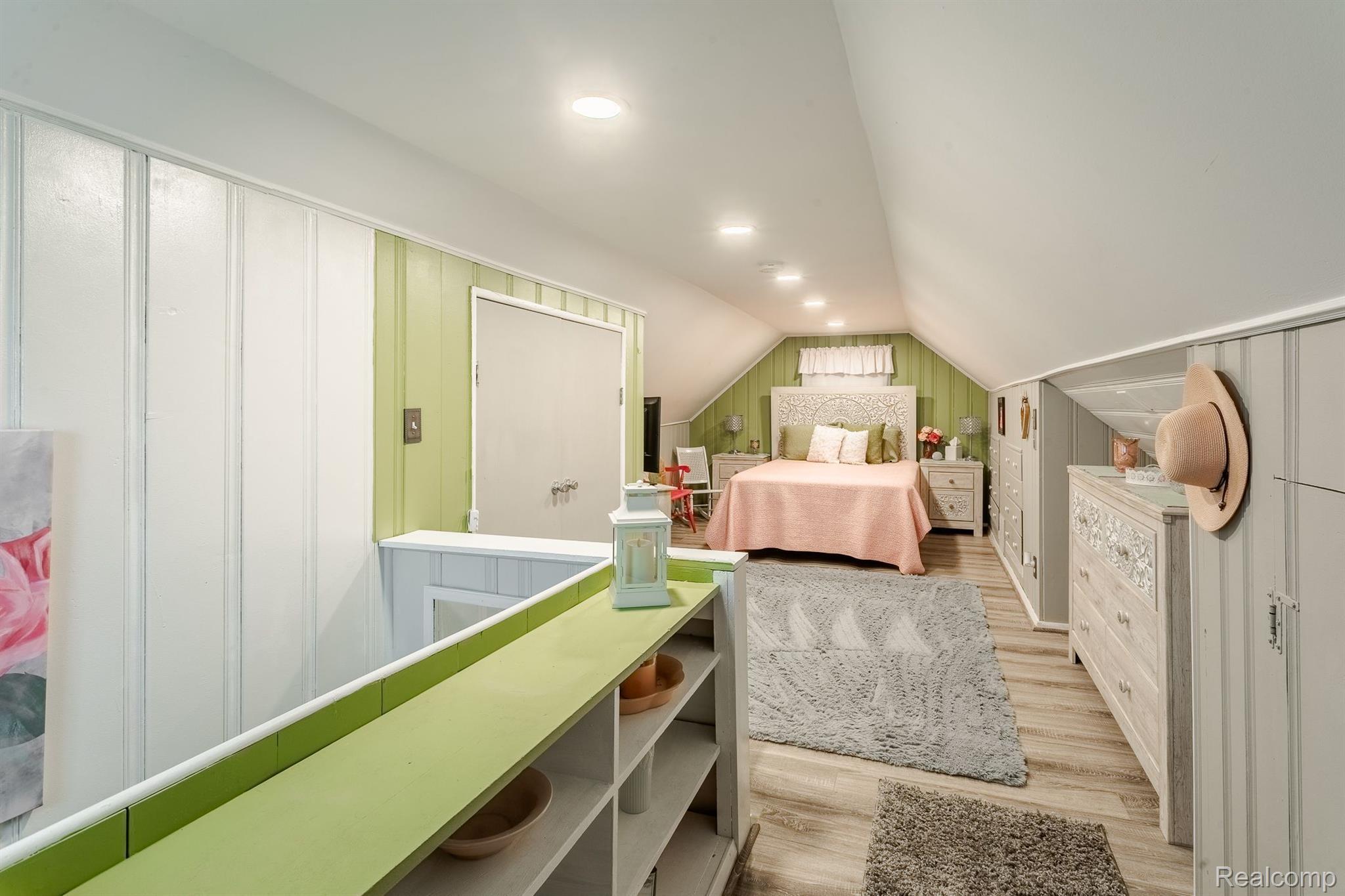 3219 N Vermont Avenue