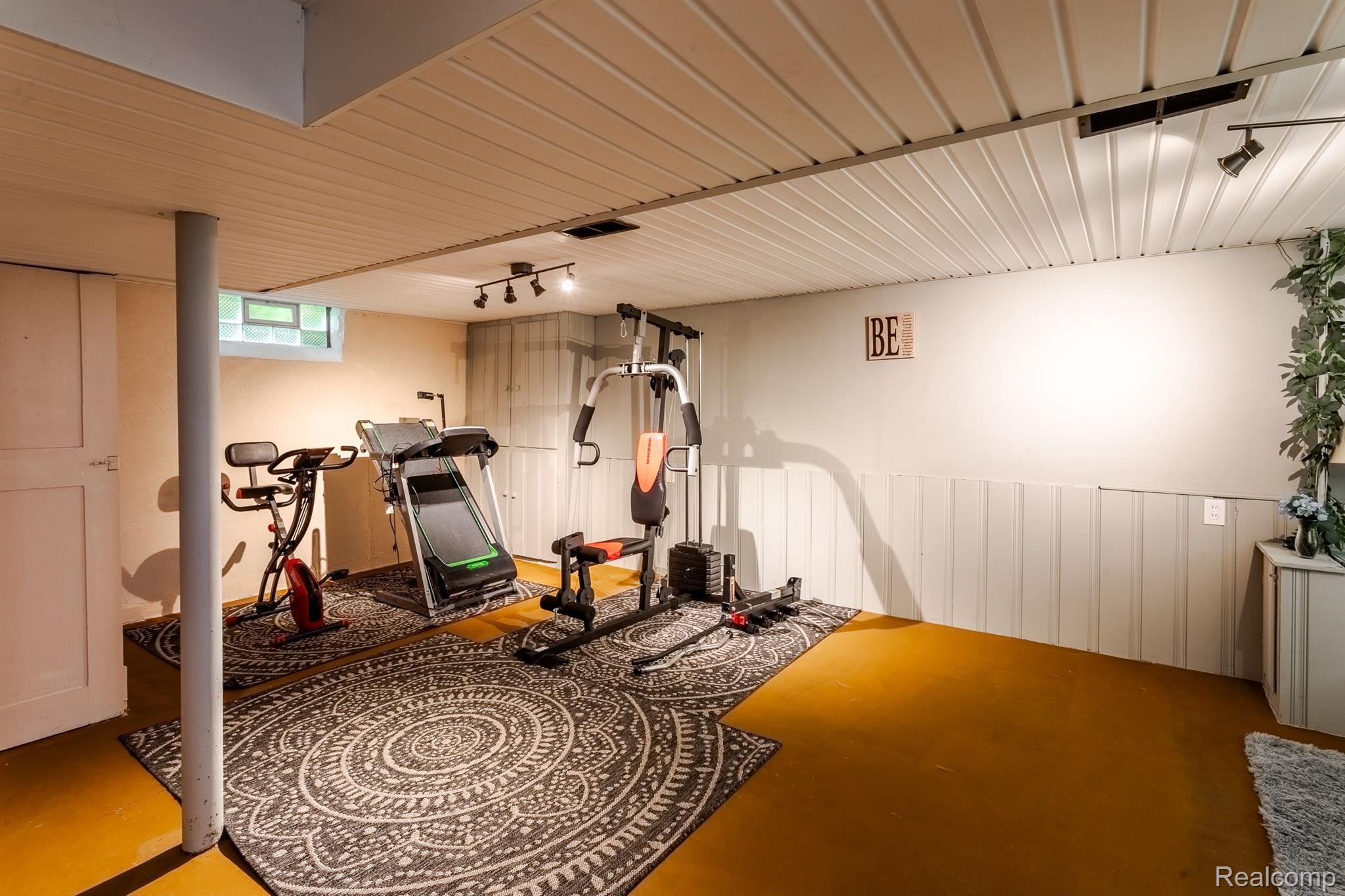 3219 N Vermont Avenue