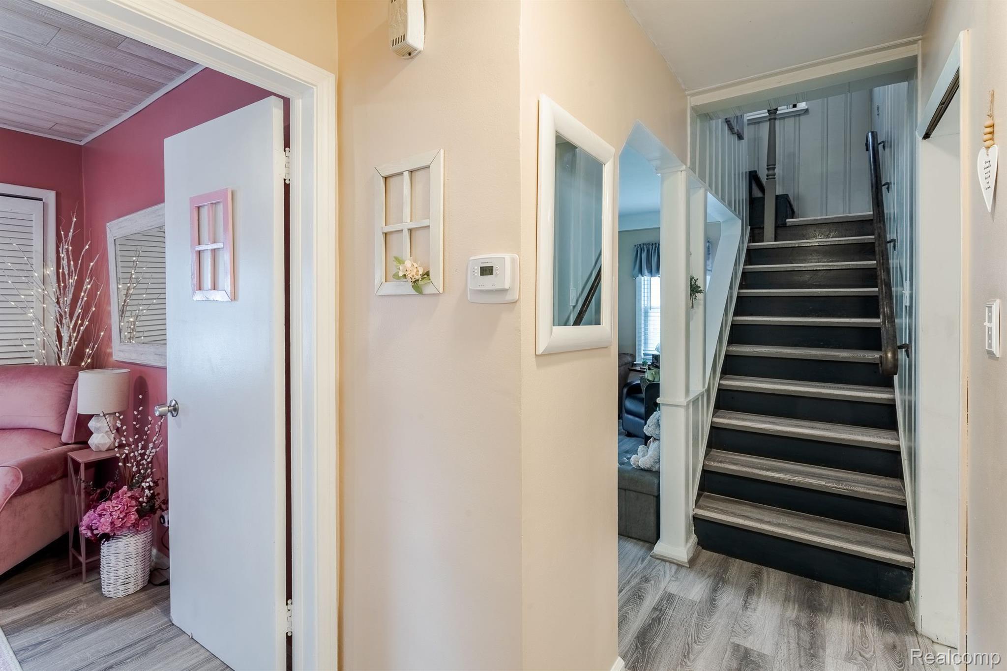 3219 N Vermont Avenue