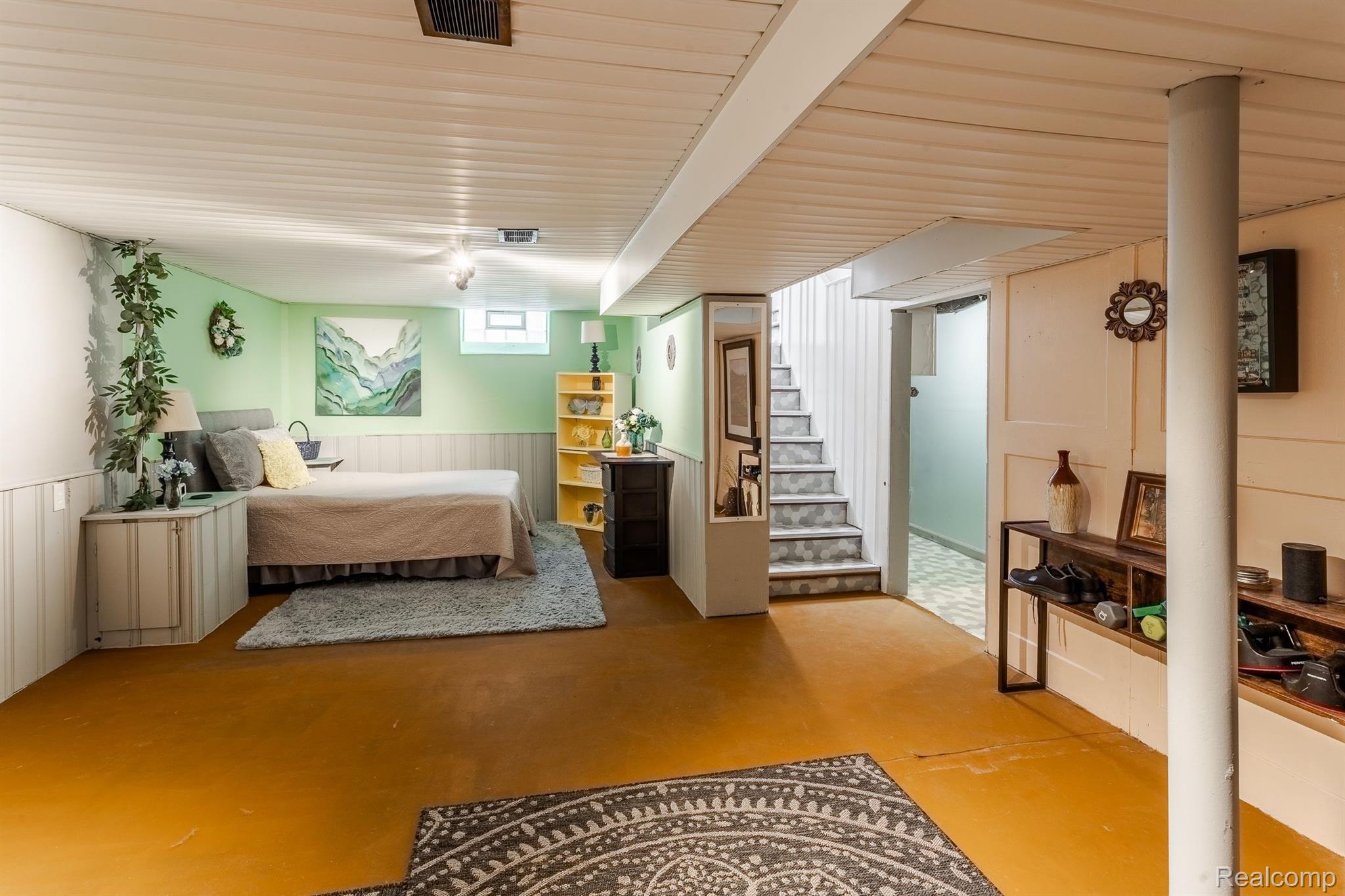 3219 N Vermont Avenue