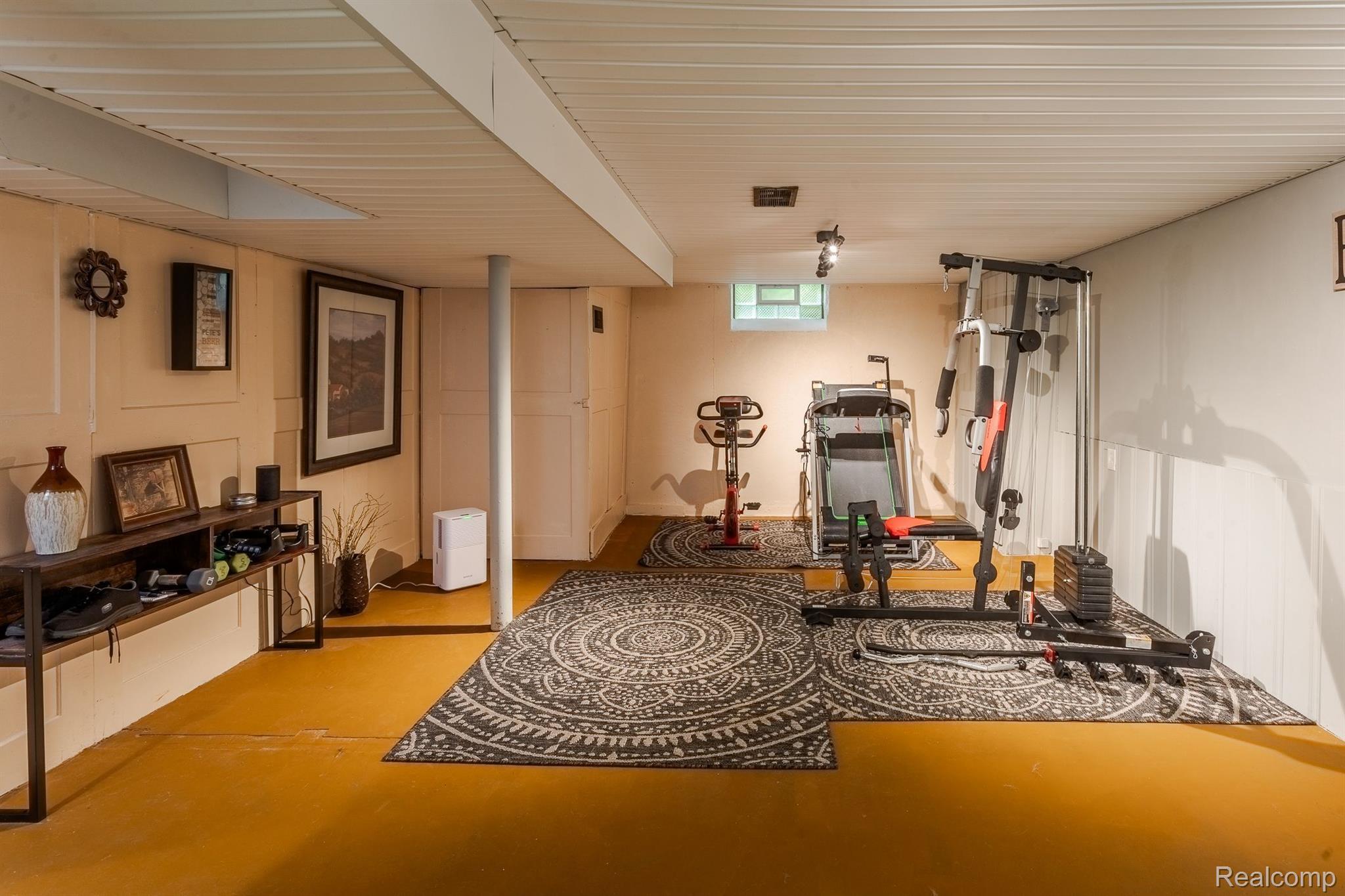 3219 N Vermont Avenue