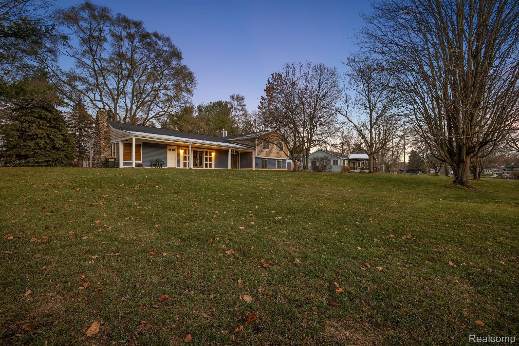 6992 Biscayne Avenue